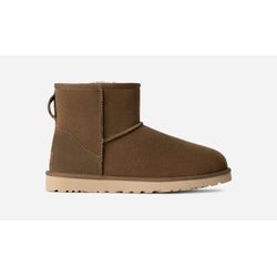 UGG® Classic Mini Boot für Herren | UGG® EU in Hickory, Größe 43, Veloursleder